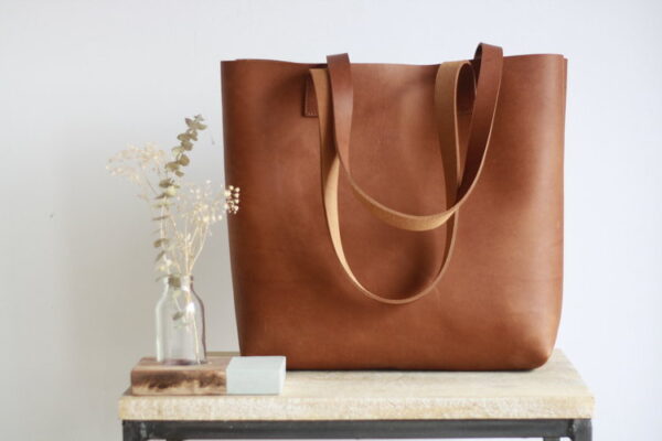 SANDRA BROWN PU LEATHER TOTE BAG