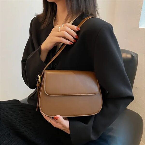 ROUND SHAPE MEDIUM BAG